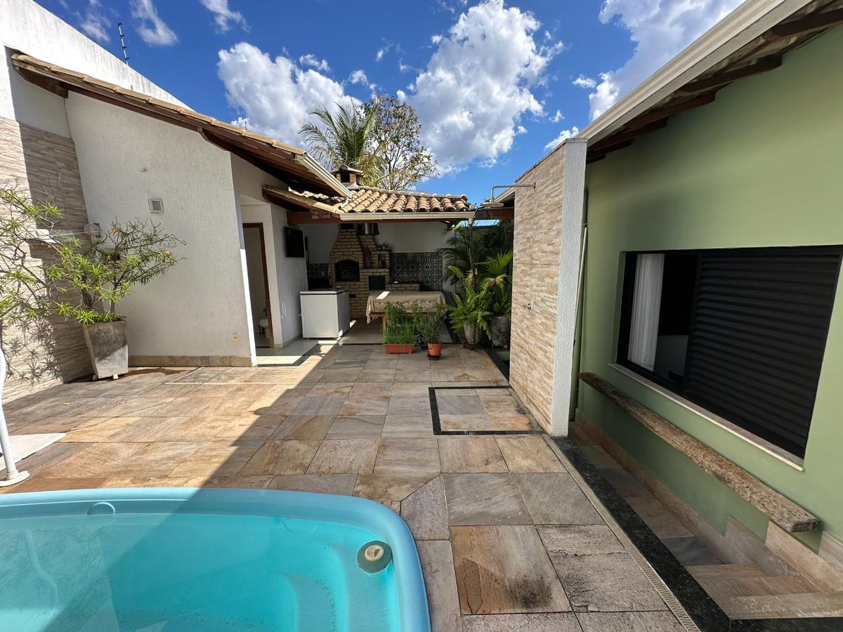 Casa, União, 3 Quartos, 6 Vagas, 1 Suíte