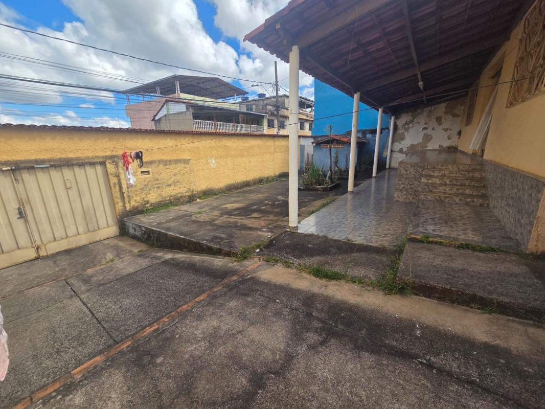 Casa, Novo Glória, 4 Quartos, 5 Vagas, 2 Suítes