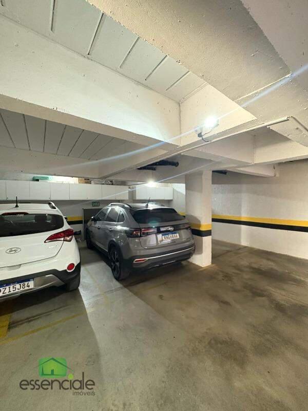 Apartamento, Europa, 2 Quartos, 1 Vaga