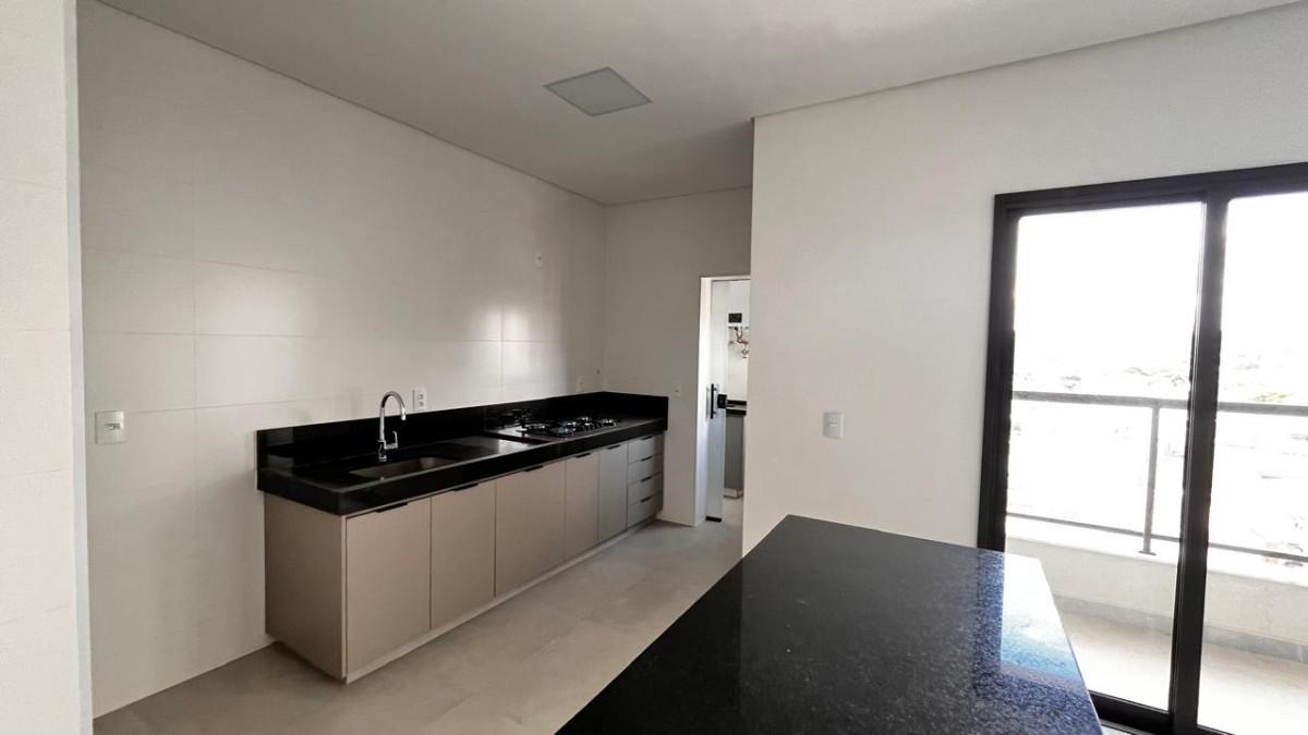 Apartamento, Centro, 3 Quartos, 2 Vagas, 1 Suíte
