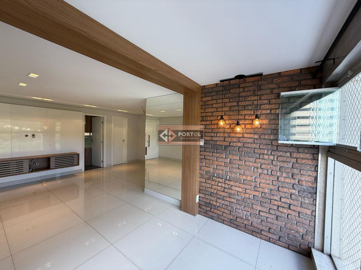 Apartamento, Castelo, 4 Quartos, 2 Vagas, 1 Suíte