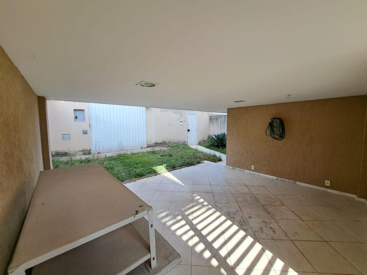 Casa, Santa Cruz, 3 Quartos, 3 Vagas, 1 Suíte