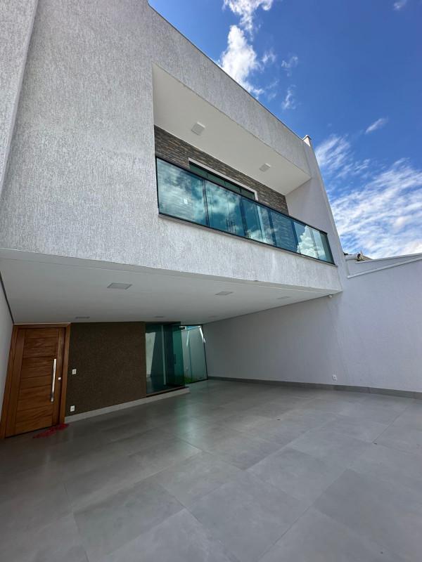 Casa, Espírito Santo, 3 Quartos, 4 Vagas, 1 Suíte