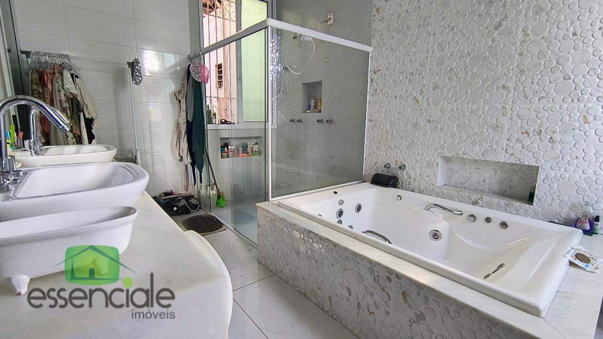 Casa, Novo Eldorado, 4 Quartos, 2 Vagas, 2 Suítes