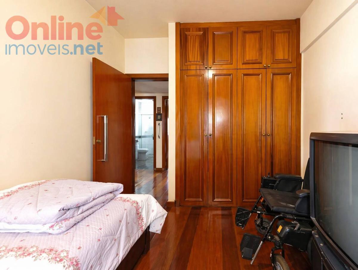 Apartamento, Funcionários, 4 Quartos, 0 Vaga, 1 Suíte
