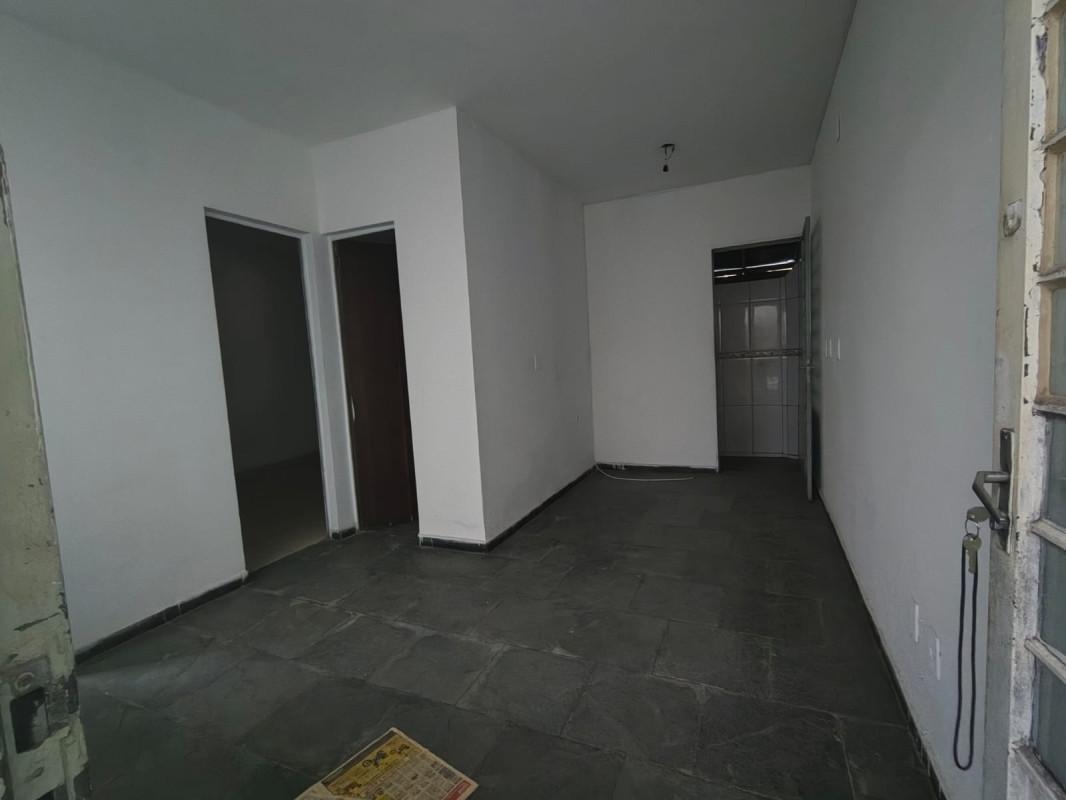 Casa, Jardim Leblon, 2 Quartos, 0 Vaga