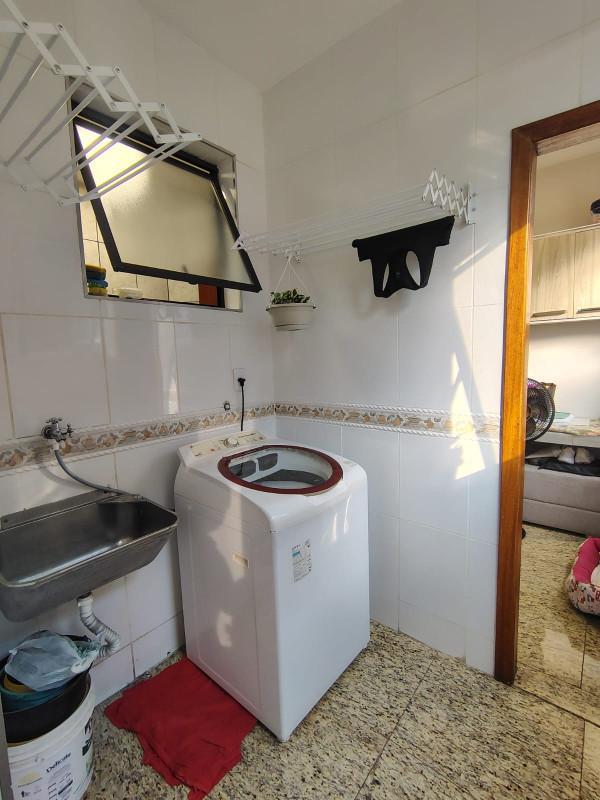 Apartamento, Barreiro, 4 Quartos, 2 Vagas, 1 Suíte