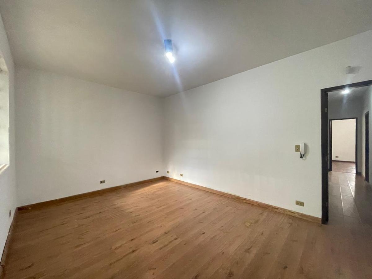 Casa, Cidade Nova, 3 Quartos, 4 Vagas, 1 Suíte