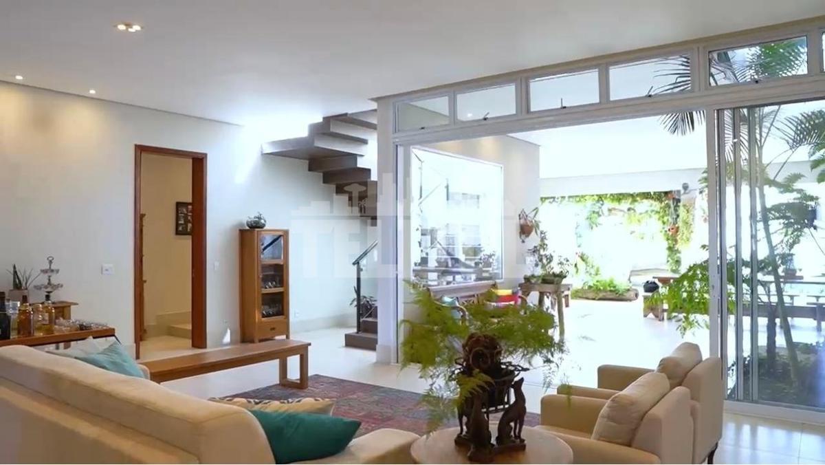 Casa, Rezende, 0 Quarto, 6 Vagas, 4 Suítes