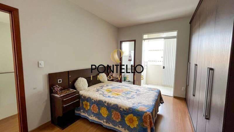 Casa, Santa Efigênia, 3 Quartos, 2 Vagas, 2 Suítes