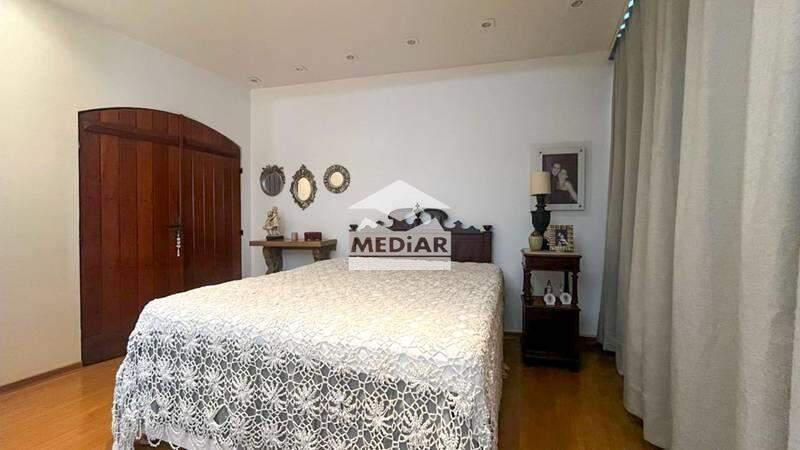 Casa, Comiteco, 5 Quartos, 6 Vagas, 2 Suítes