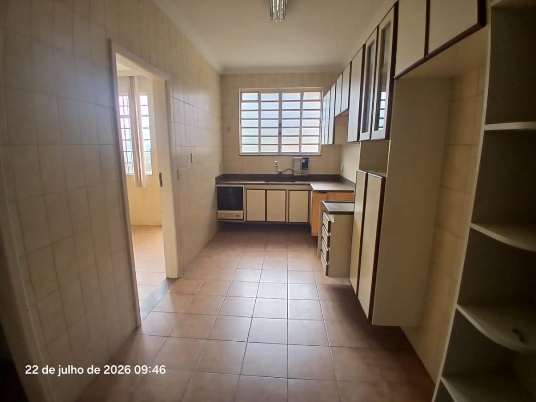 Casa, Itapoã, 4 Quartos, 2 Vagas, 2 Suítes