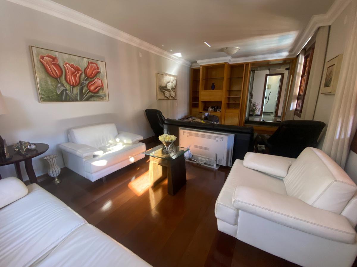 Casa, São Luiz (pampulha), 4 Quartos, 8 Vagas, 4 Suítes