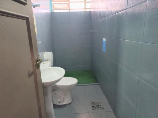 Casa Comercial, Prado, 1 Quarto, 3 Vagas