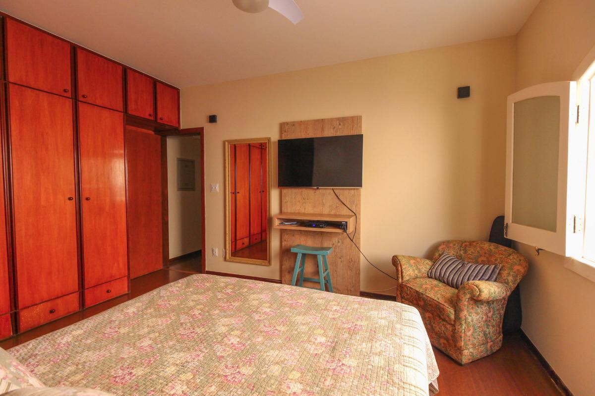 Casa, Buritis, 4 Quartos, 4 Vagas, 1 Suíte