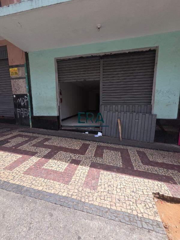 Andar, Centro, 0 Quarto, 0 Vaga