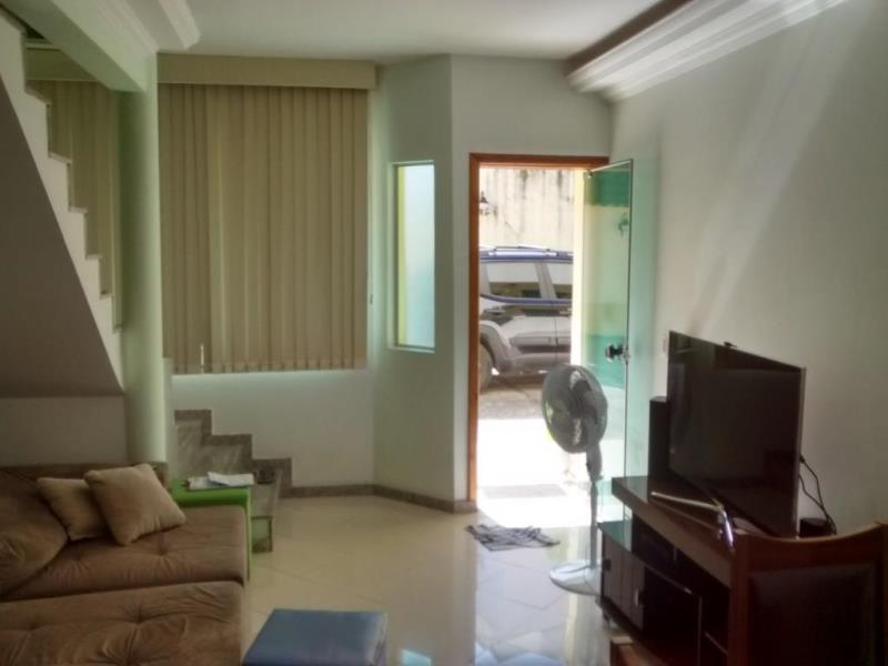 Casa, Arvoredo, 2 Quartos, 2 Vagas