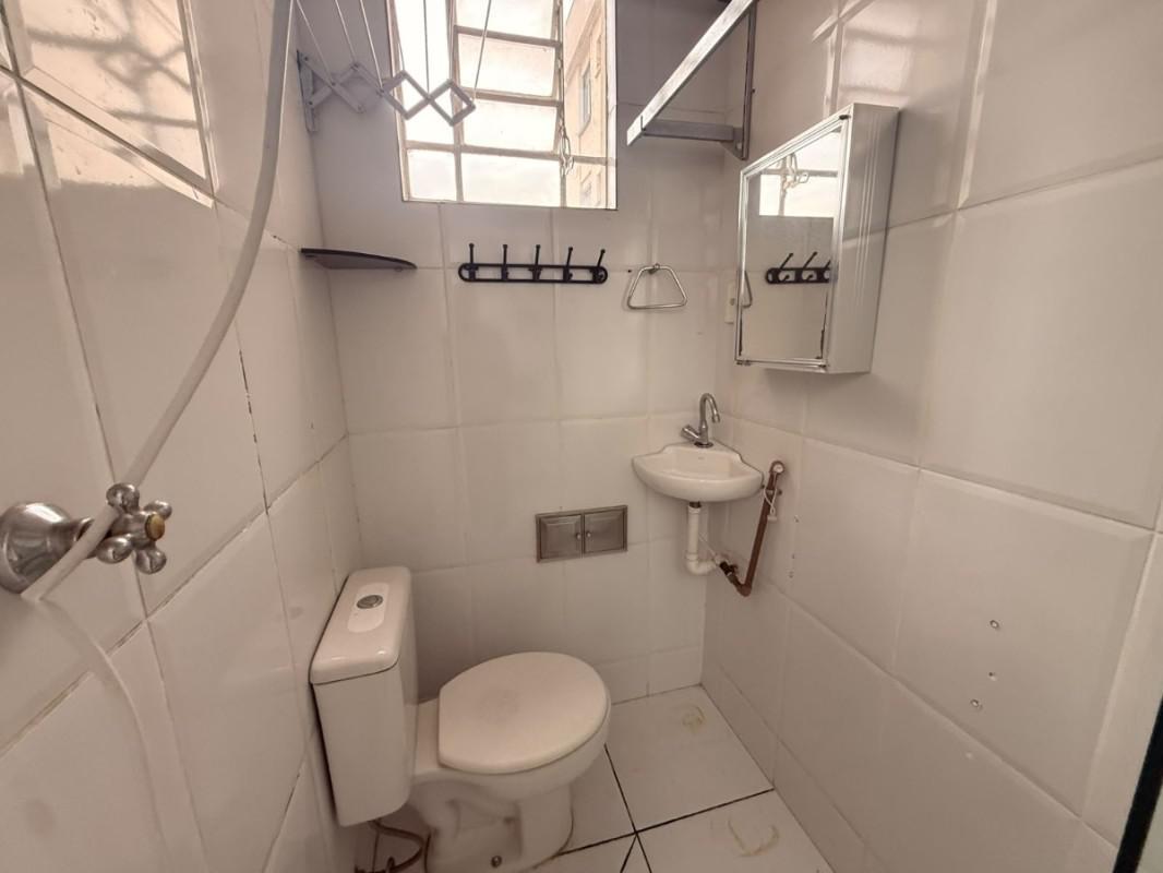 Apartamento, Floresta, 2 Quartos, 0 Vaga