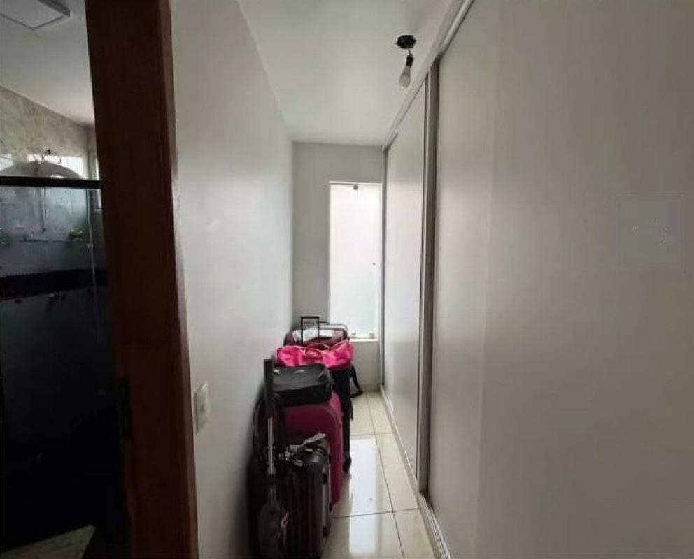 Casa, Estrela do Oriente, 5 Quartos, 1 Vaga, 1 Suíte