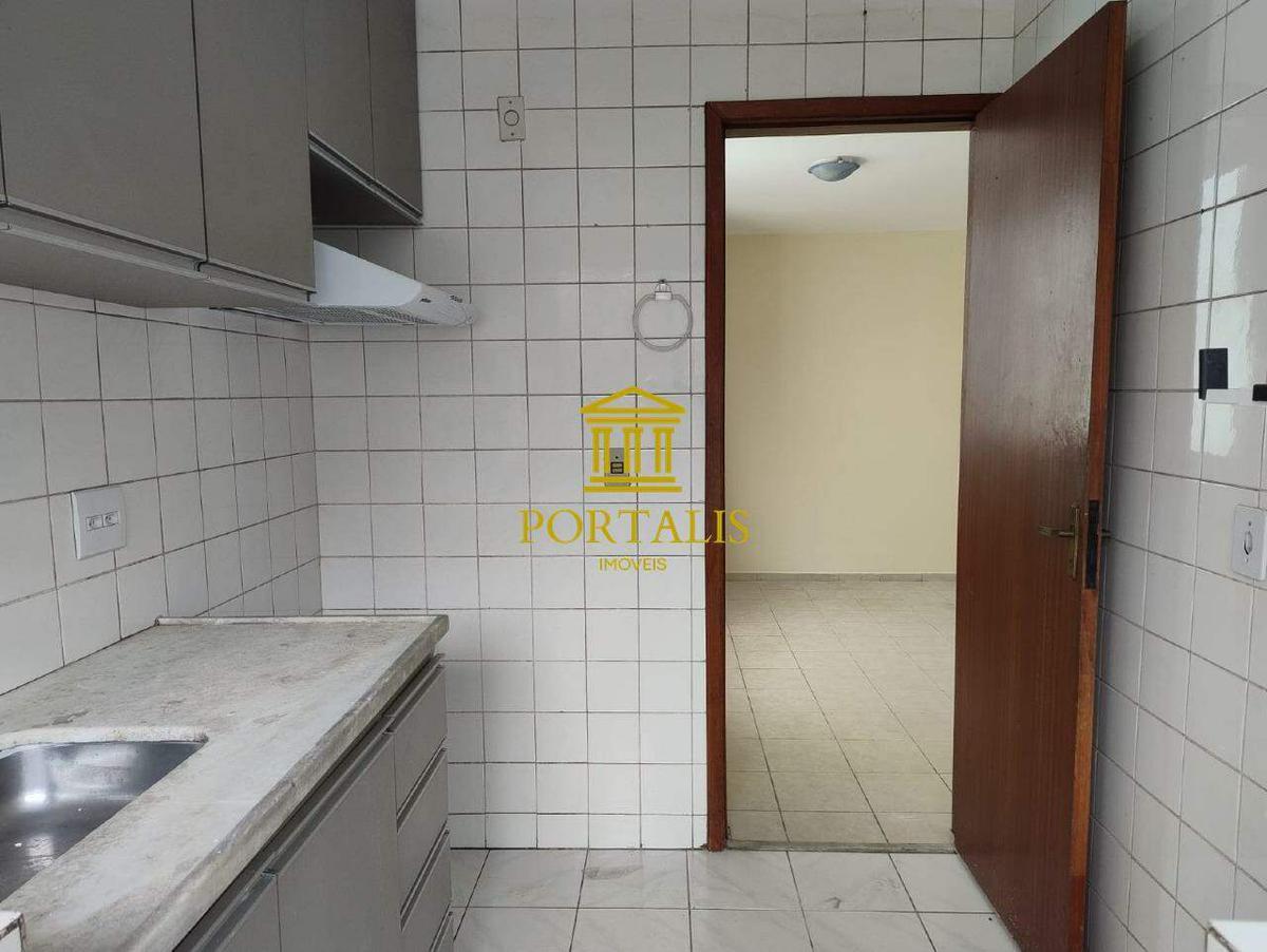 Apartamento, Floresta, 3 Quartos, 1 Vaga, 1 Suíte