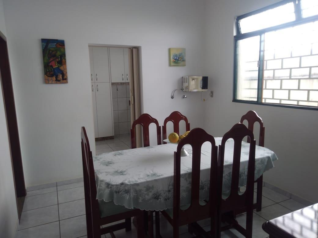 Casa, Nova Suíssa, 4 Quartos, 2 Vagas