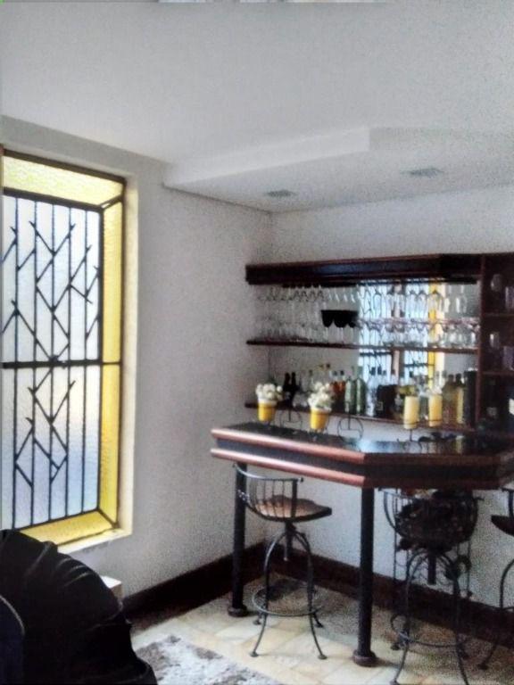 Casa, Centro, 4 Quartos, 3 Vagas, 1 Suíte