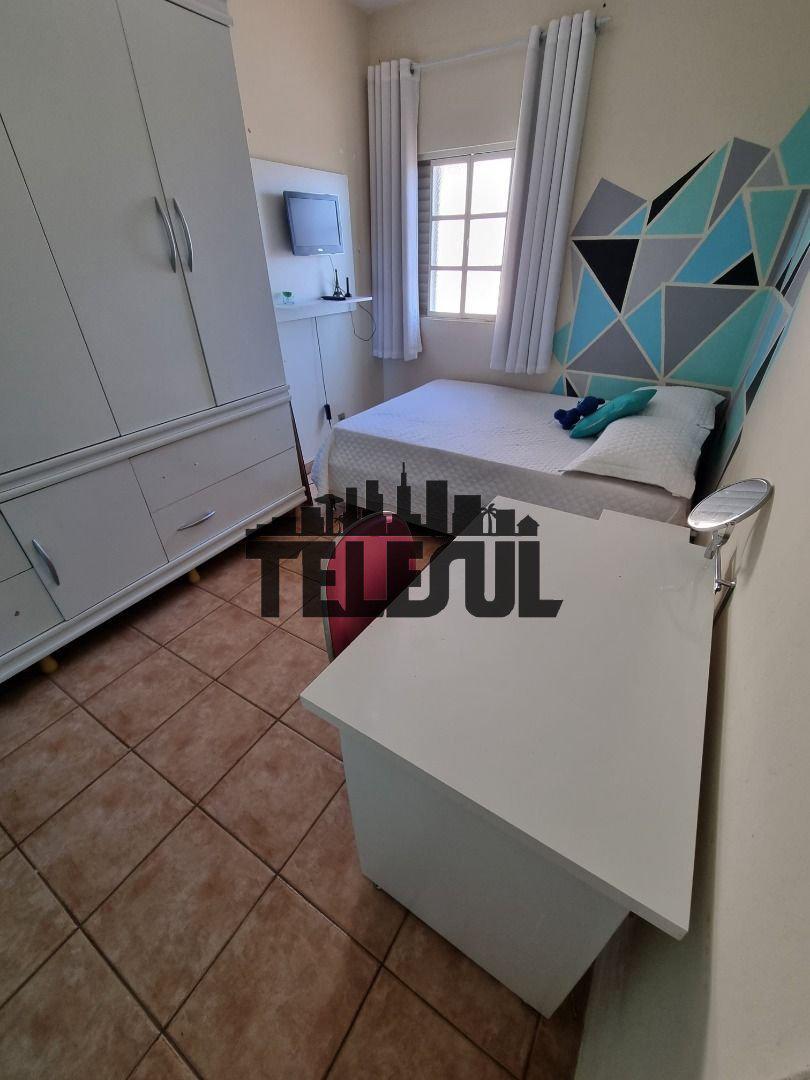 Casa, Pinheiros, 6 Quartos, 0 Vaga, 3 Suítes