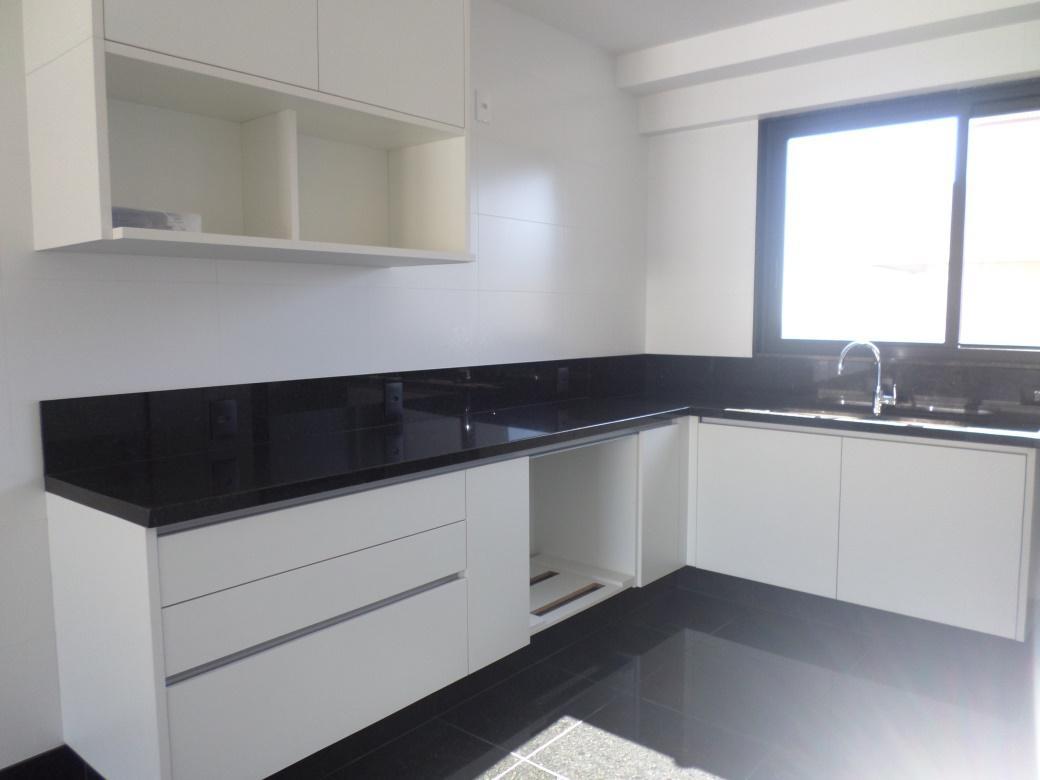 Apartamento, Serra, 4 Quartos, 4 Vagas, 3 Suítes