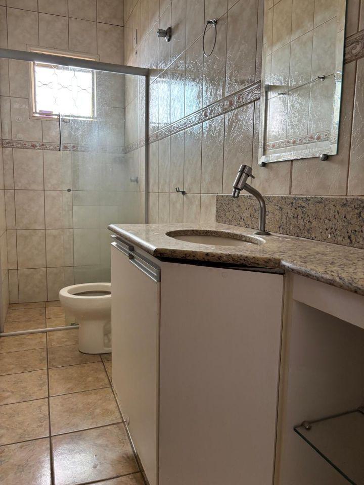 Casa, Jardim Atlântico, 3 Quartos, 2 Vagas, 1 Suíte