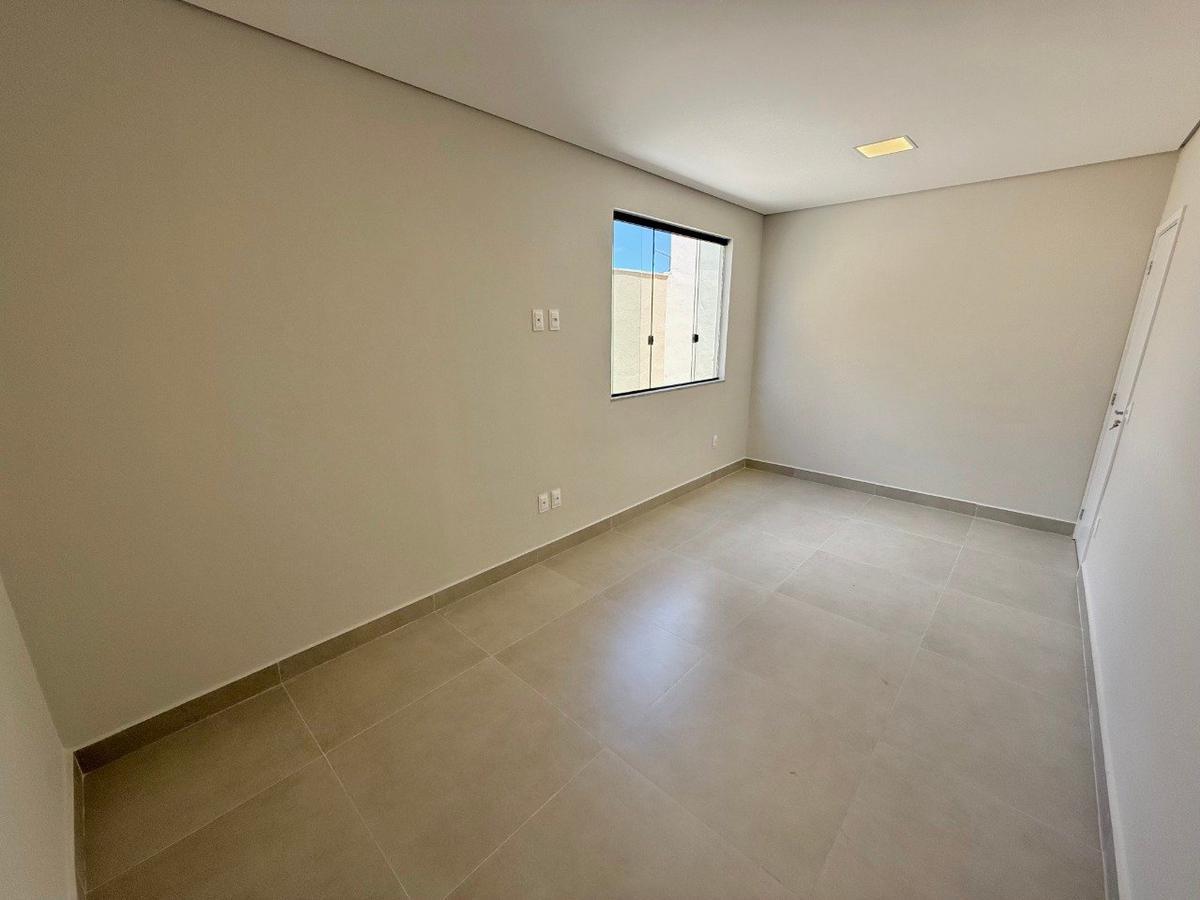 Casa, Manacás, 3 Quartos, 3 Vagas, 3 Suítes