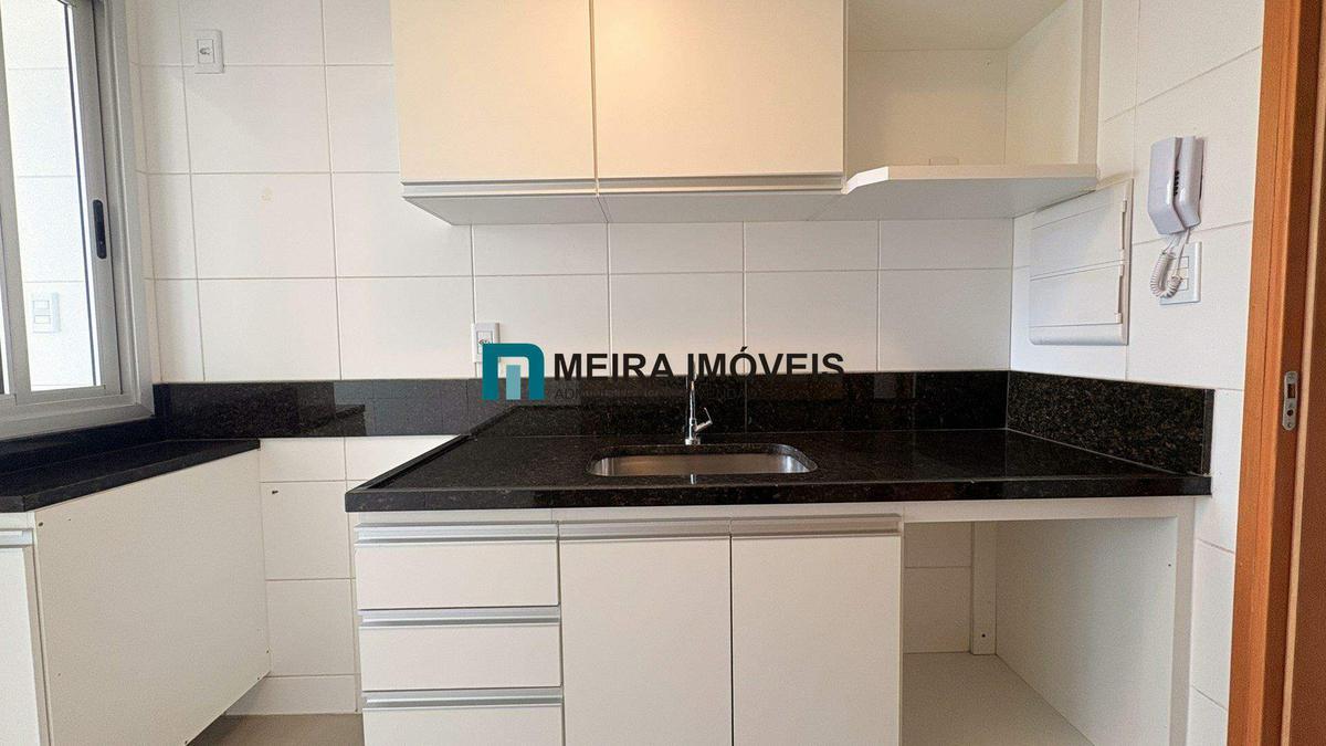 Apartamento, Sagrada Família, 3 Quartos, 2 Vagas, 1 Suíte