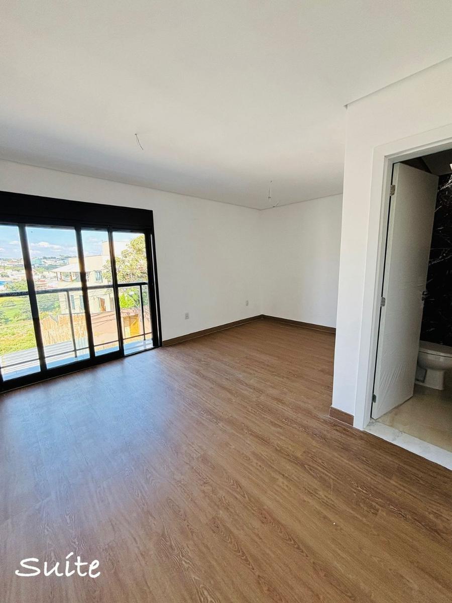 Casa, Cabral, 3 Quartos, 3 Vagas, 1 Suíte