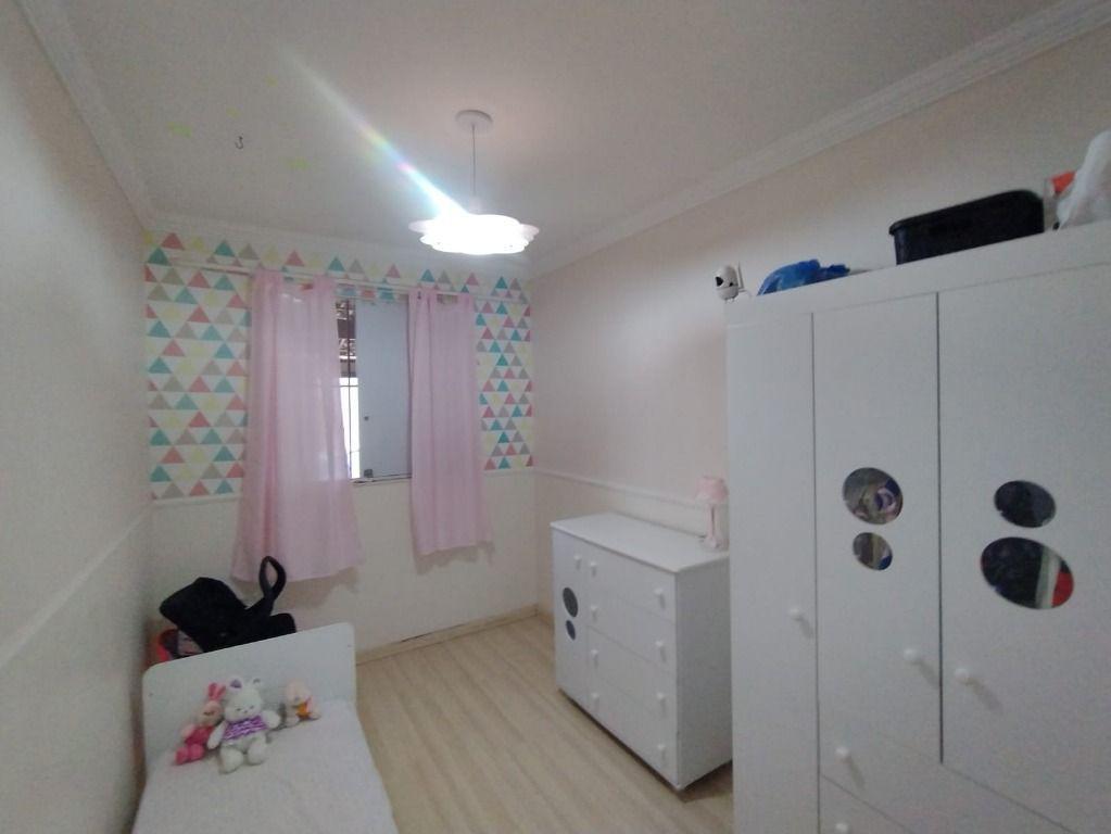 Casa, Jardim Vitória, 2 Quartos, 0 Vaga