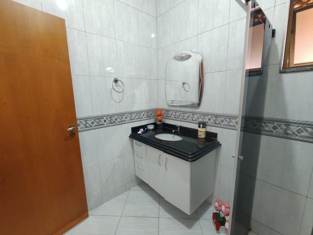 Casa, Rezende, 3 Quartos, 20 Vagas, 1 Suíte