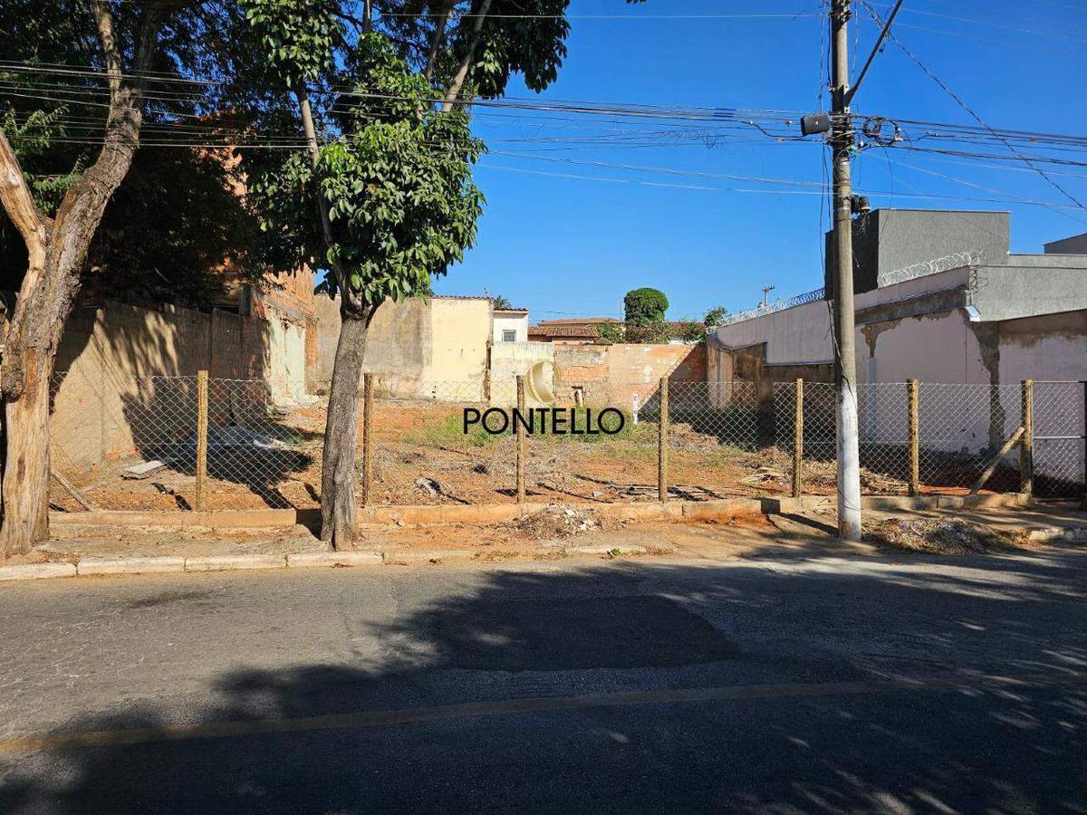 Lote, Nossa Senhora das Graças, 0 Quarto, 0 Vaga