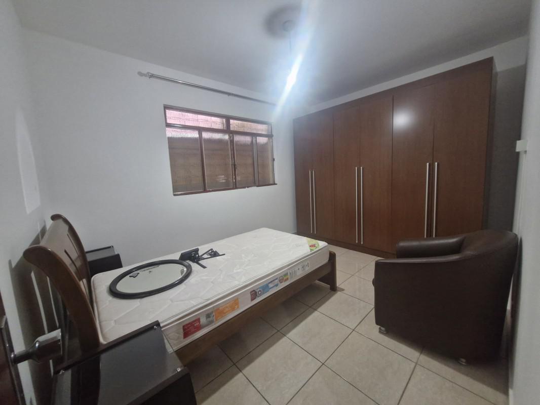 Casa, Sagrada Família, 3 Quartos, 1 Vaga