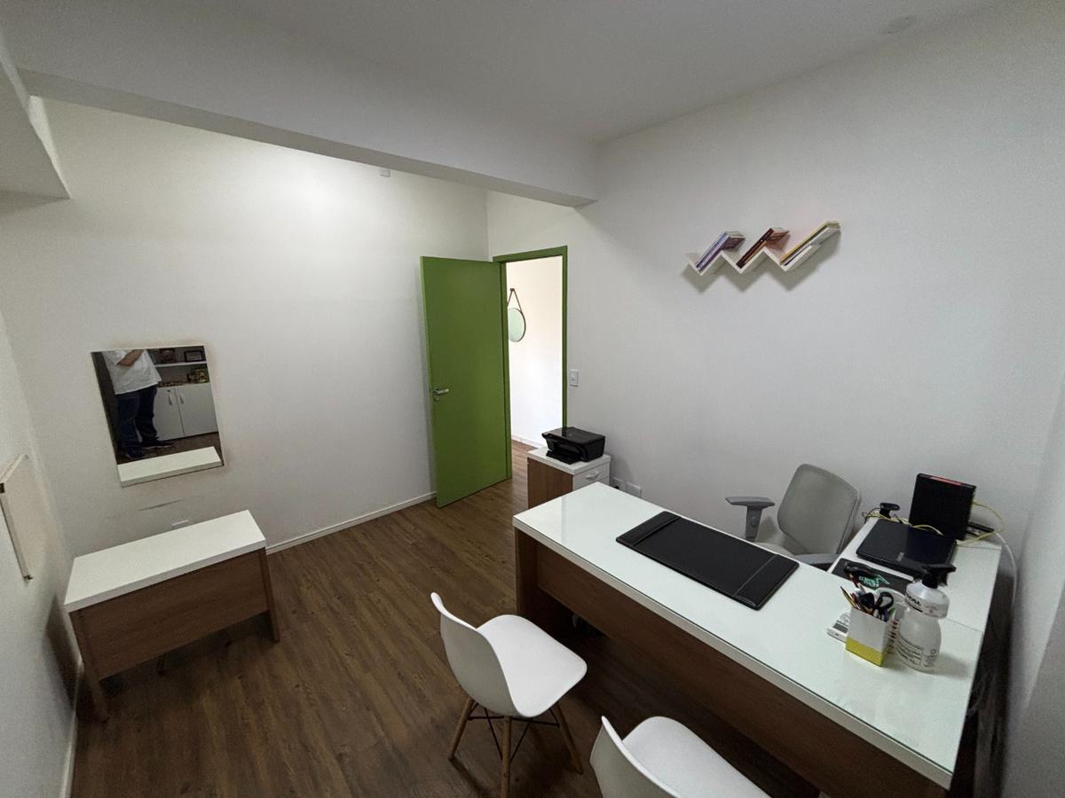 Andar, São José, 0 Quarto, 0 Vaga