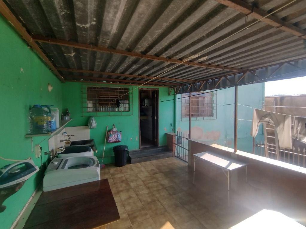 Casa, Itacolomi, 3 Quartos, 2 Vagas, 1 Suíte