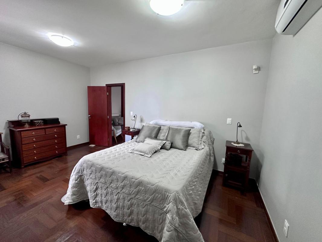 Casa, Santa Lúcia, 3 Quartos, 4 Vagas, 1 Suíte