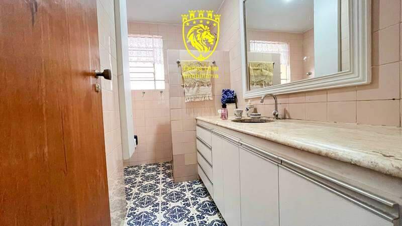 Casa, Serra, 4 Quartos, 2 Vagas, 2 Suítes