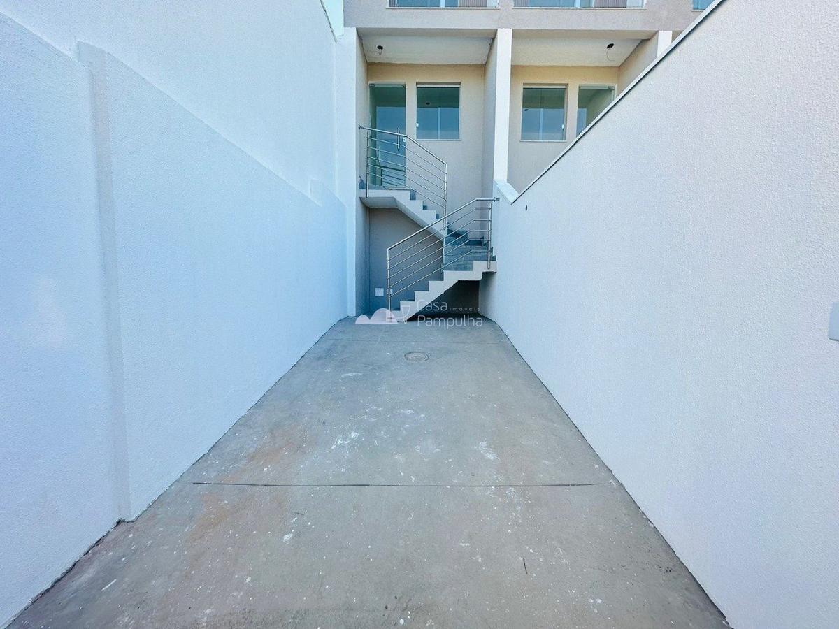 Casa, Santa Branca, 2 Quartos, 2 Vagas, 2 Suítes