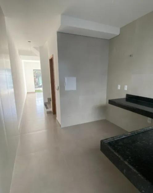 Casa, Rio Branco, 2 Quartos, 1 Vaga, 2 Suítes