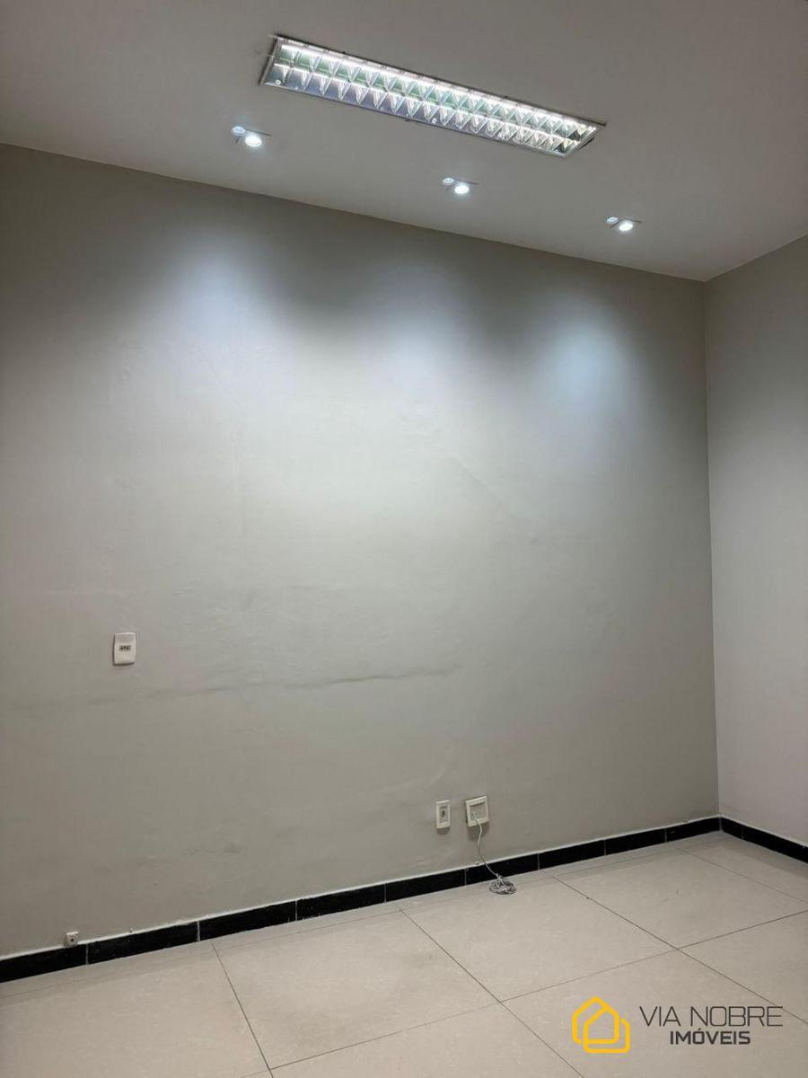 Sala, Barro Preto