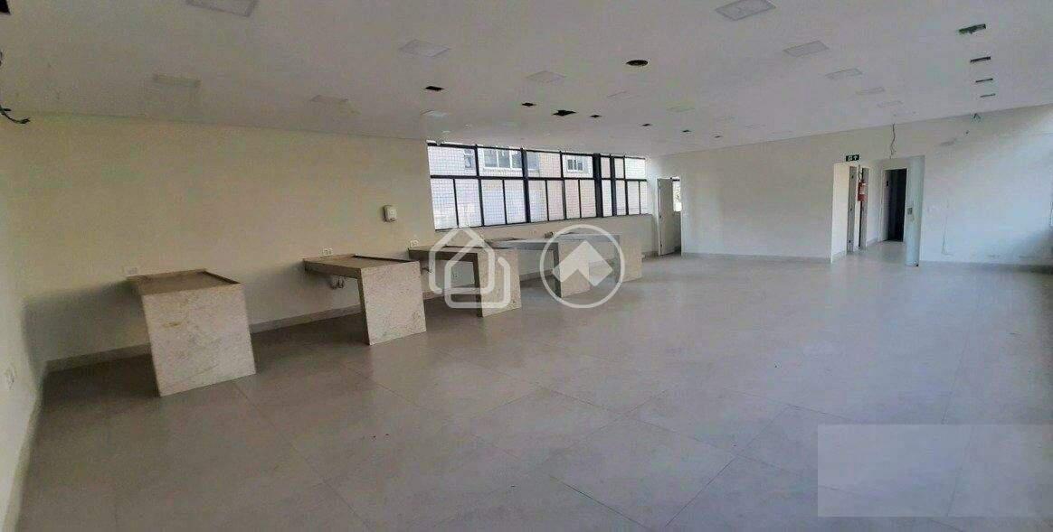 Sala, Santa Efigênia