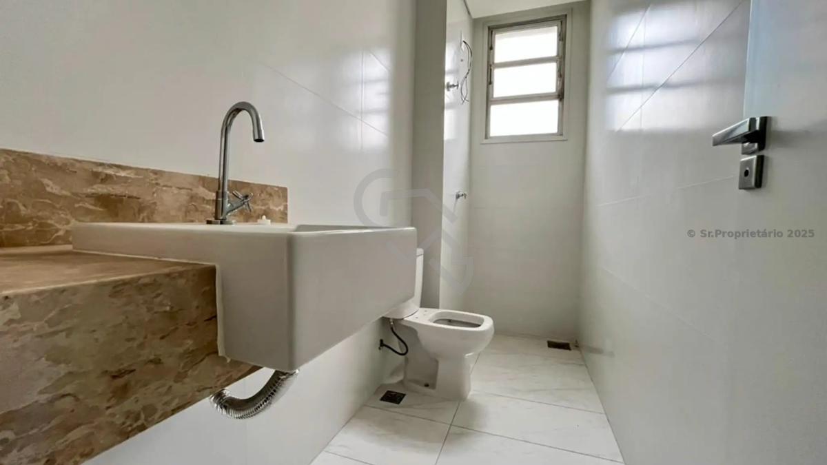 Apartamento, Centro, 2 Quartos, 0 Vaga, 1 Suíte