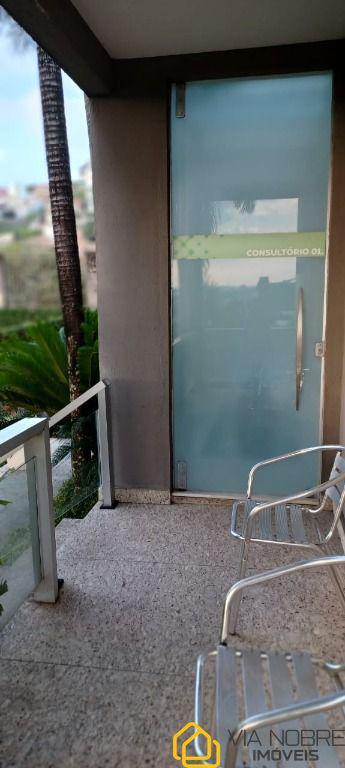 Casa, Estoril, 7 Quartos, 3 Vagas, 3 Suítes