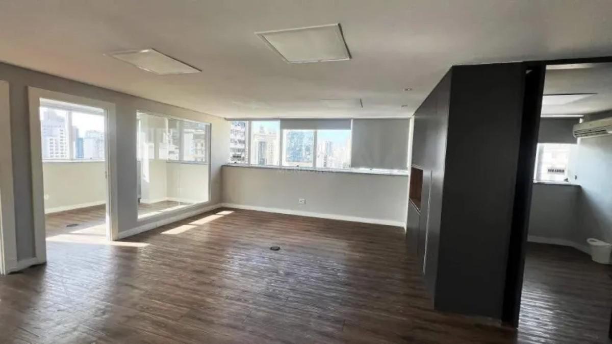 Sala, Savassi, 0 Quarto, 8 Vagas