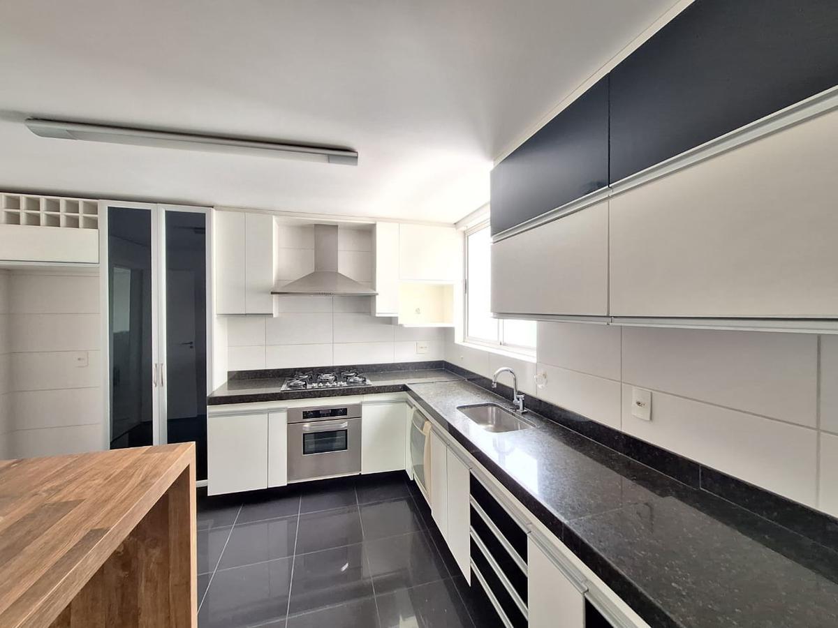 Apartamento, União, 4 Quartos, 4 Vagas, 2 Suítes