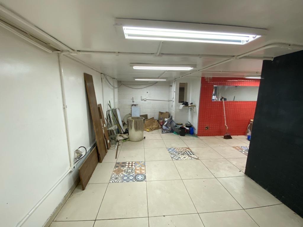 Andar, Centro, 0 Quarto, 0 Vaga