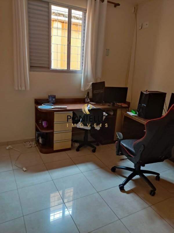 Casa, Bonfim, 3 Quartos, 4 Vagas, 1 Suíte